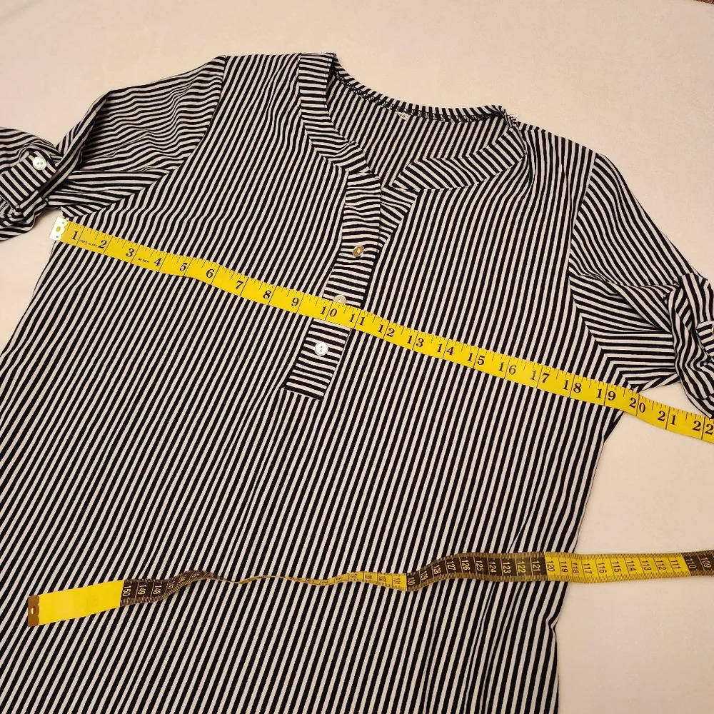 Striped Half Sleeve Top - Picture 9 of 12